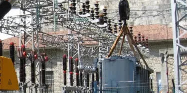 Endesa duplica la potència de la subestació elèctrica d'Oliana