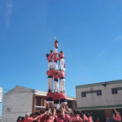 La Colla Vella dels Xiquets de Valls torna amb castells de 7