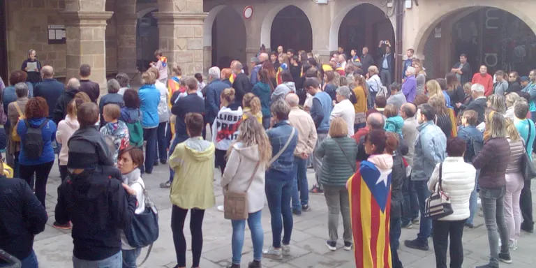 Més d'un centenar de persones, a la concentració solidària d'Agramunt (13.00 h)