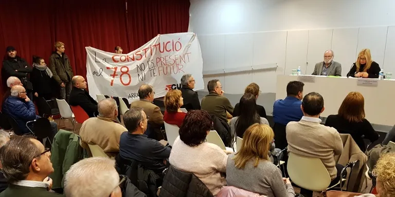 La Constitució espanyola es commemora a Rubí de nou amb protestes