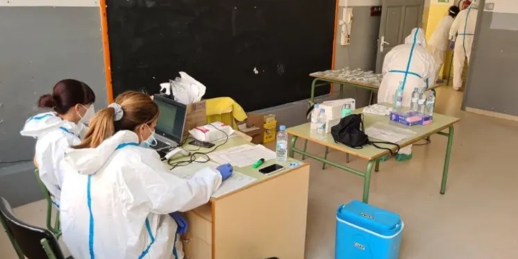 Confinada l’Escola Bressol Bambarol d’Almenar i cinc grups de l’Escola, durant 15 dies.