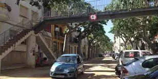 L'Ajuntament encara estudia de quina manera integrar el pont al projecte final de la Riera