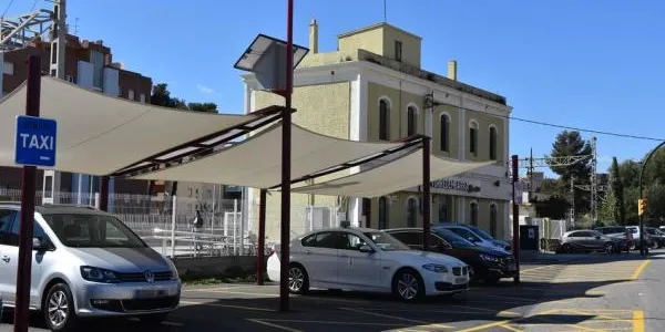 L'estació de tren de Torredembarra comptarà amb un espai de recàrrega ràpida per a vehicles elèctrics