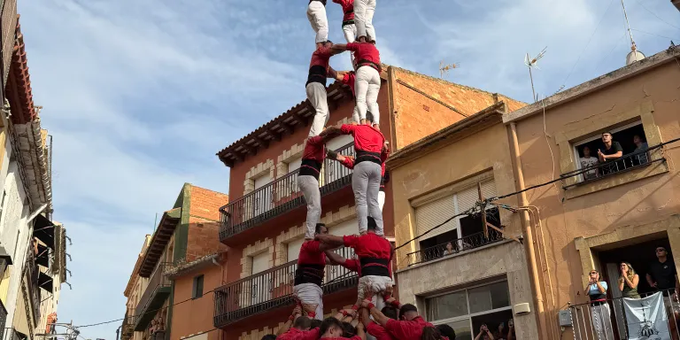 Una caiguda del 4de9 folrat de la Colla Joves obliga a suspendre el Quadre de Torredembarra