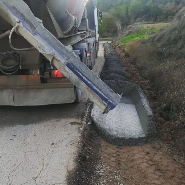 L'Ajuntament de Pinós millora el camí del pont de Vallmanya en direcció a Pinós