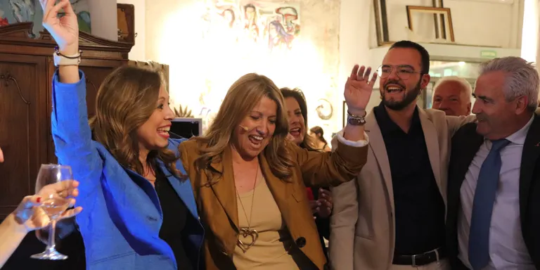 Els candidats per Barcelona fan campanya al ritme de rumba catalana