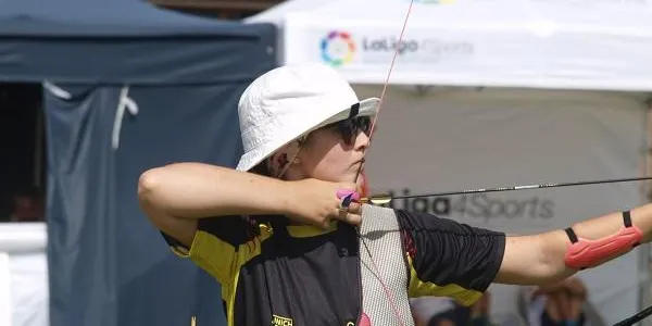 L’arquera Maria Pitarch assoleix quatre rècords d’Espanya i tres de Catalunya en el Round 900 del Club Arc Montjuïc