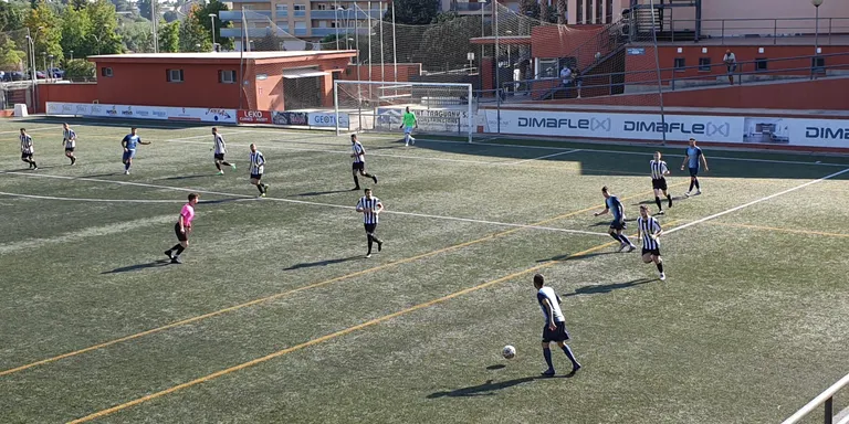 L’Atlètic de Valls s’imposa amb autoritat al Segur Athletic