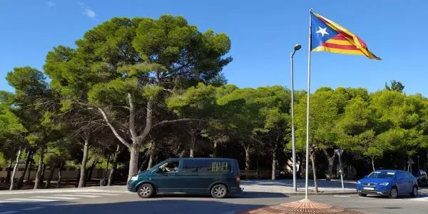 L’estelada tornarà a onejar al carrer Marquès de Tamarit aquest dilluns