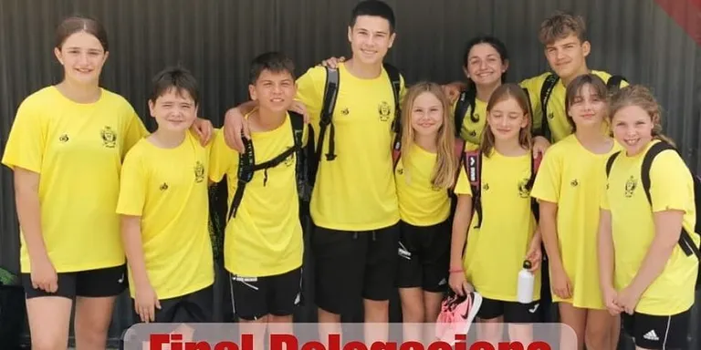 Deu nedadors del Cambrils Club Natació representen Tarragona a la final de Delegacions
