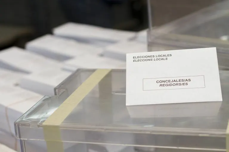 L’Ajuntament de Cambrils informa a les persones estrangeres sobre com votar a les eleccions municipals