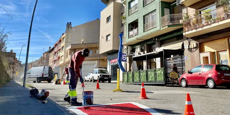 Modifiquen l'estacionament d'un tram del carrer de Sant Agustí per guanyar espai de circulació