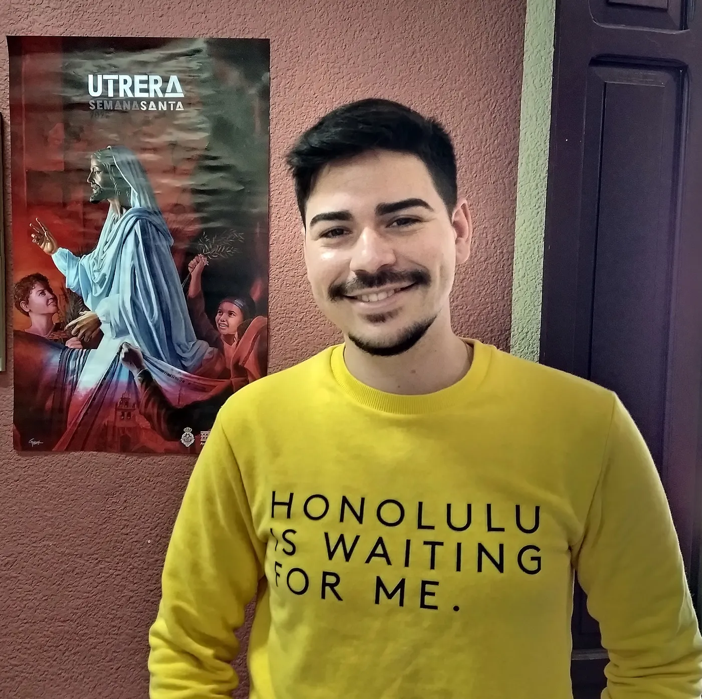 «Quería que el cartel de Semana Santa de Utrera fuera rompedor, que llamara la atención»