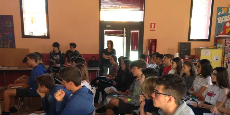 Comença una nova edició del projecte "Tots som joves, tots som grans"