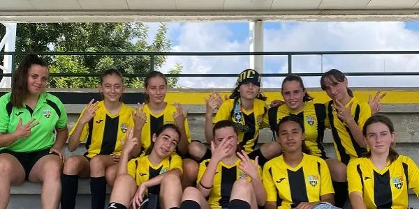 El Cadet femení del CE Altafulla acaba el curs amb una victòria davant el Racing Bonavista (4-2)