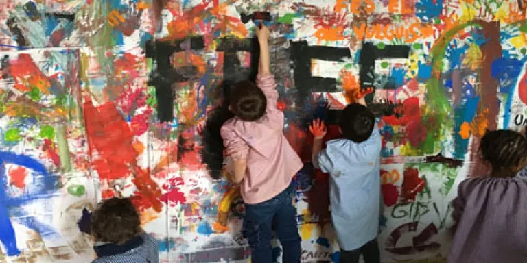 L'escola El Vinyet exposa virtualment la seva interpretació del concepte de ficció a través del programa Art i Escola