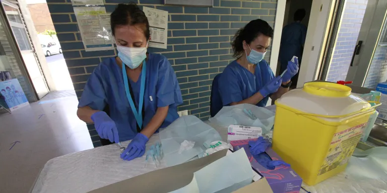 Baixa el nombre de persones ingressades per Covid-19 a l'Hospital de Calella
