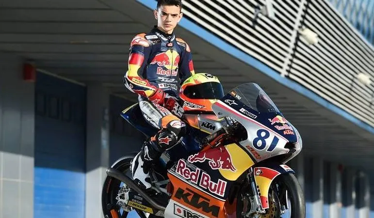 Aleix Viu Cotolí participa a la cinquena cursa de la Red Bull Rookies Cup