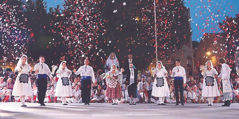 Cercavila de gegants, l'Ofici i la dansa d'Arenys, les propostes d'aquesta tarda de Sant Roc