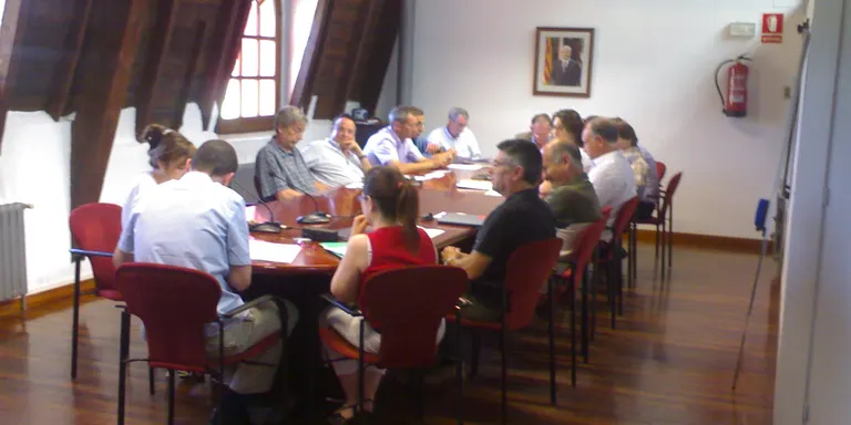 El Ple del Consell Comarcal aprova sis projectes de millora de camins