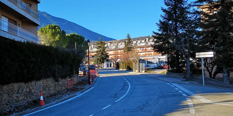 Sant Llorenç millora la seguretat viària i l'accessibilitat a la carretera de Berga