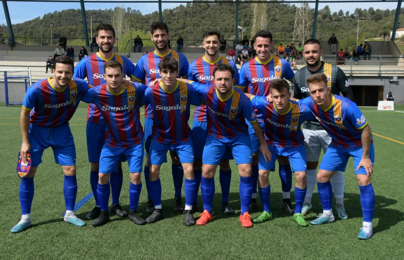 El CF Caldes apallissa el Lloret, quart classificat, i fa un pas de gegant en la cursa per la permanència (6-2)