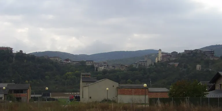 Montferrer i Castellbò arranjarà el poliesportiu de Bellestar i l'enllumenat del Balcó del Pirineu
