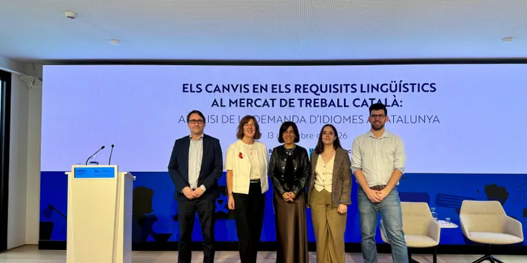 El català guanya terreny com a requisit per aconseguir feina segons un estudi de PIMEC i la UOC