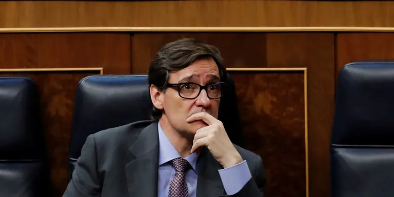 Salvador Illa: "No es donen les circumstàncies per a permetre l'entrada de públic als estadis"