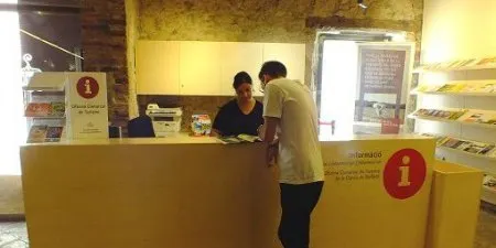 Convoquen una plaça laboral temporal de peó als serveis municipals