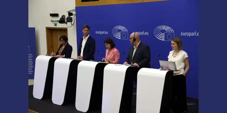 Eurodiputats plantegen un "marc legal" perquè la UE sigui mediadora en processos d'autodeterminació sense acord