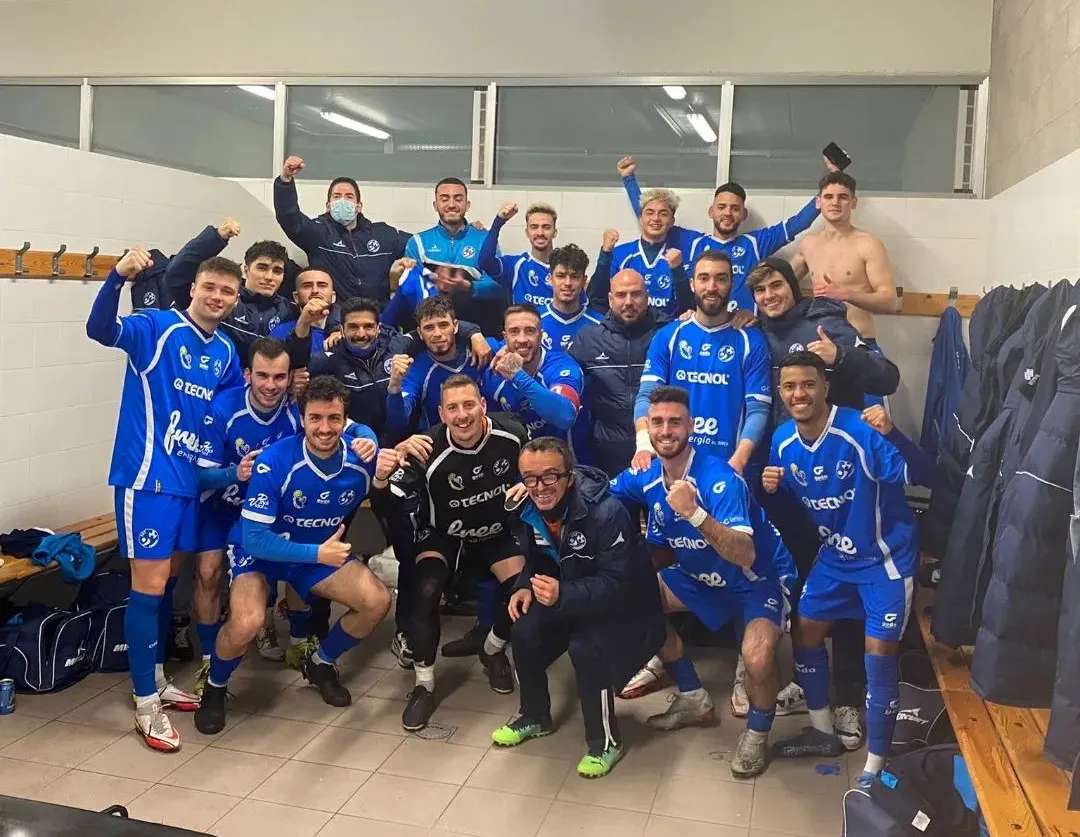 El Cambrils Unió arrenca la fase d’ascens amb una victòria contundent davant l’Ampolla