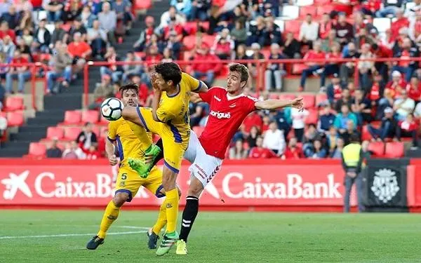 El Nàstic pateix una dura derrota per 0 a 3 davant l’Alcorcón