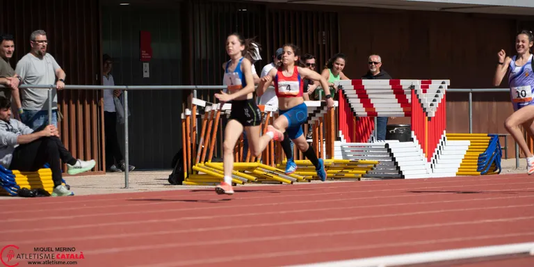 El Club Atletisme Cambrils es penja cinc ors a la segona jornada del Campionat Territorial
