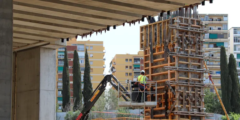 L’atur repunta lleugerament però Catalunya tanca el millor octubre des del 2007 i l’ocupació puja en 11.882 persones