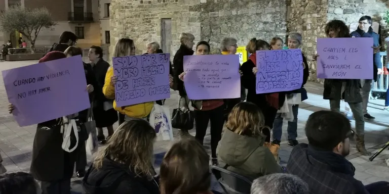 Rubí fa un clam contra la violència de gènere i reivindica el feminisme