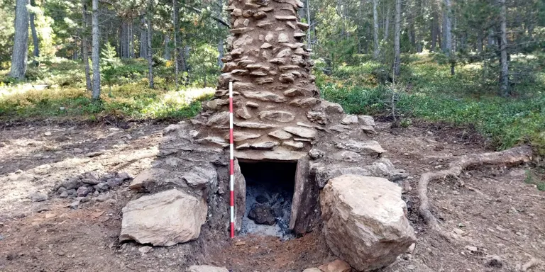Excaven al bosc de Virós un forn de ferro d'època romana únic al país