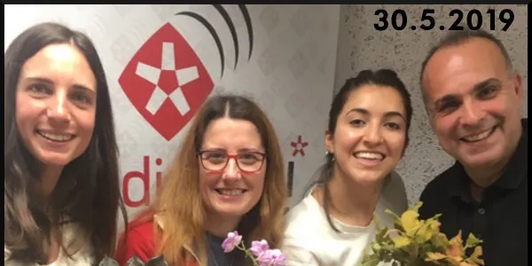 VALENTINA I LUPE SORIANO de la tienda 'Marea Verde' nos enseñan a hacer 'Kokedama'