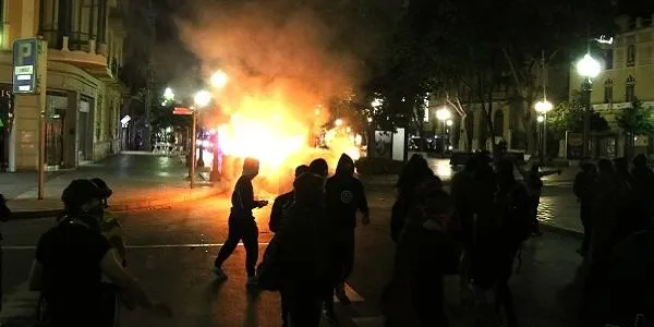 El Tsunami Democràtic demana que la protesta no sigui violenta malgrat la "brutalitat policial" dels últims dies