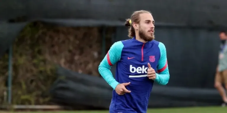 Els Jocs passen factura al Barça: Mingueza té una lesió al bíceps femoral