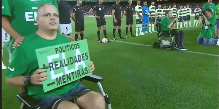 El cambrilenc Siscu Morell participa en una nit històrica en la lluita contra l’ELA al Camp Nou