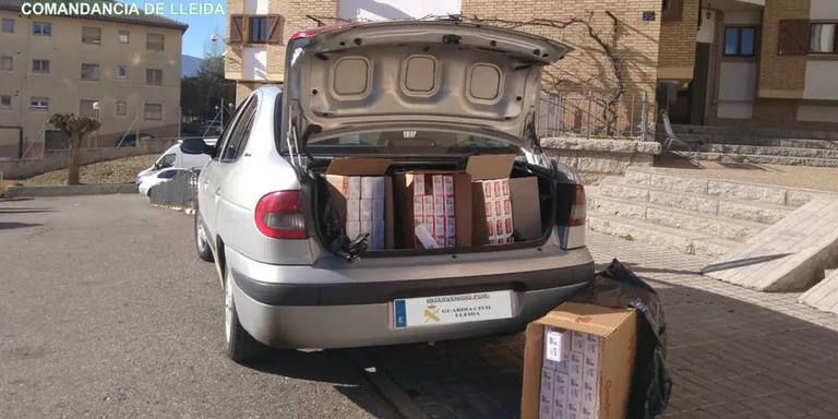 Intervinguts a la Seu d'Urgell 2.000 paquets de tabac de contraban
