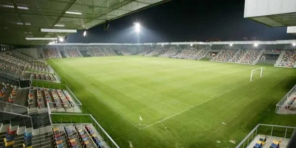El Nàstic visita al Barakaldo amb l’opció de dormir líder