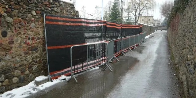 Progrés de la Seu vol que es repari el mur del carrer Bellavista