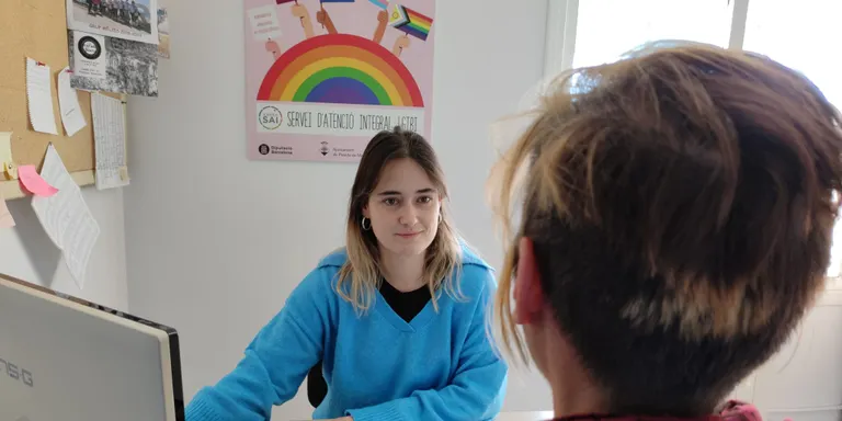El Servei d'Atenció Integral (SAI) organitza trobades mensuals pel col·lectiu LGTBI Q+ a Pineda