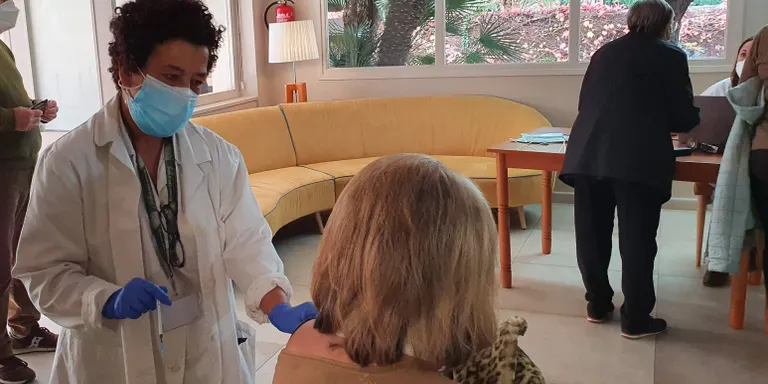 La campanya de vacunació de la covid-19 i la grip començarà a partir de l'última setmana de setembre