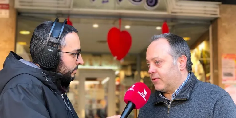 Es fusiona el Consell d'Economia al del Poble i es creen mecanismes participatius de dones