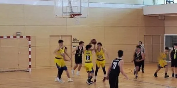 El Junior masculí del CB Altafulla – BBG guanya a l’AB Salle TGN i passa a la fase final com a 2n classificat (57-44)