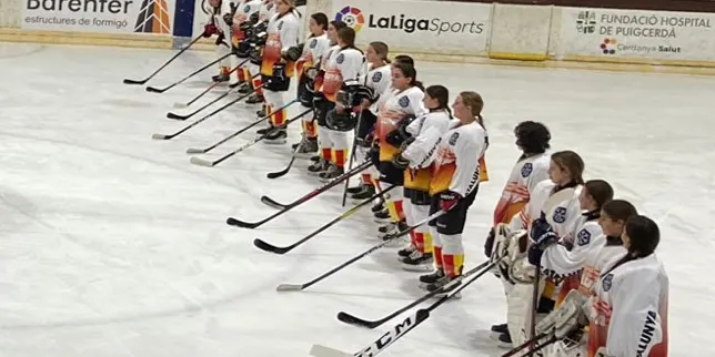 Catalunya guanya el duel d’hoquei gel femení i masculí