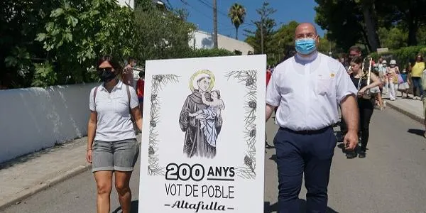 Relleu al capdavant de la parròquia d’Altafulla
